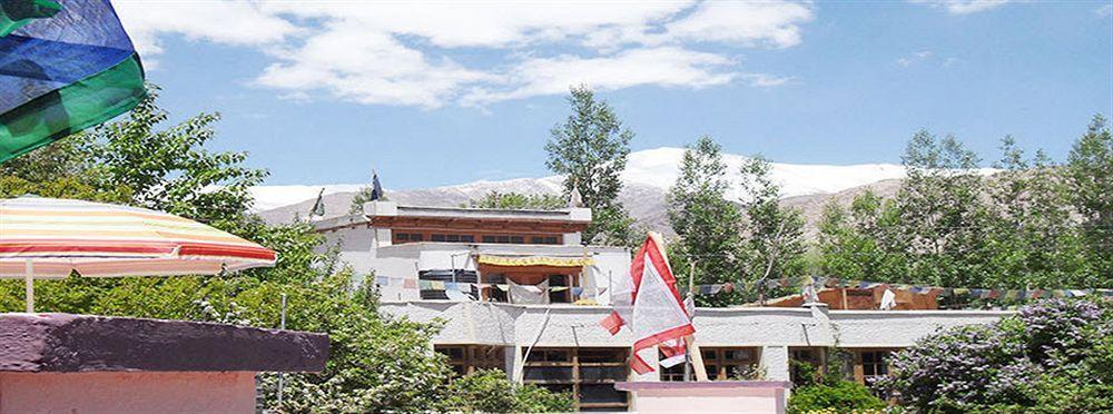 Beyond Stay - Kanika Himalayan View 레 외부 사진