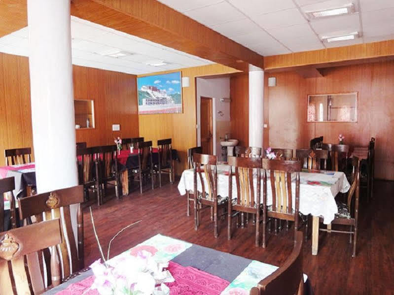 Beyond Stay - Kanika Himalayan View 레 외부 사진