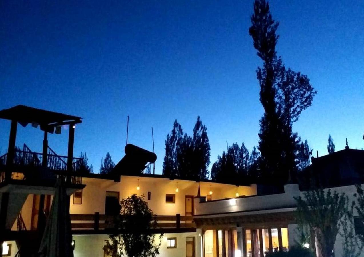 Beyond Stay - Kanika Himalayan View 레 외부 사진
