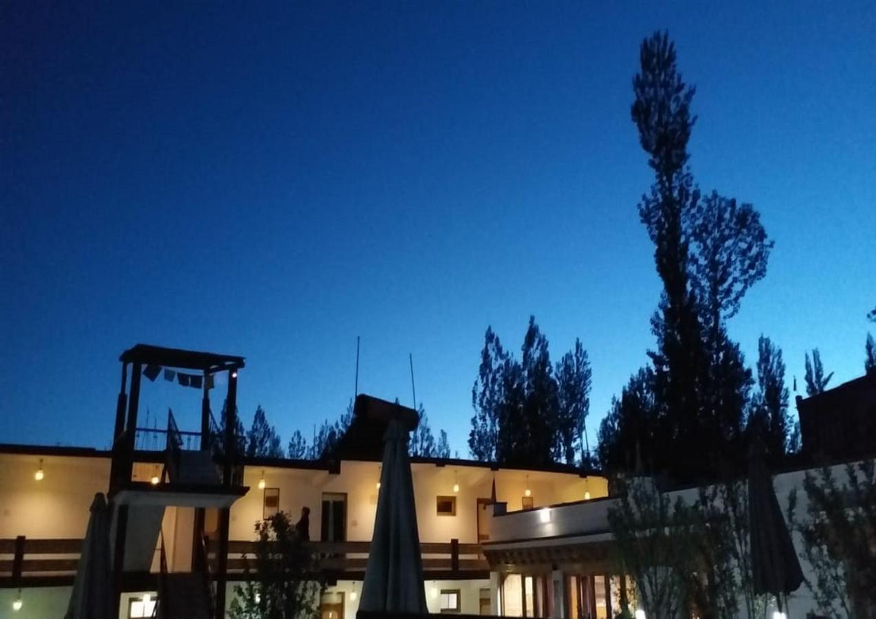 Beyond Stay - Kanika Himalayan View 레 외부 사진